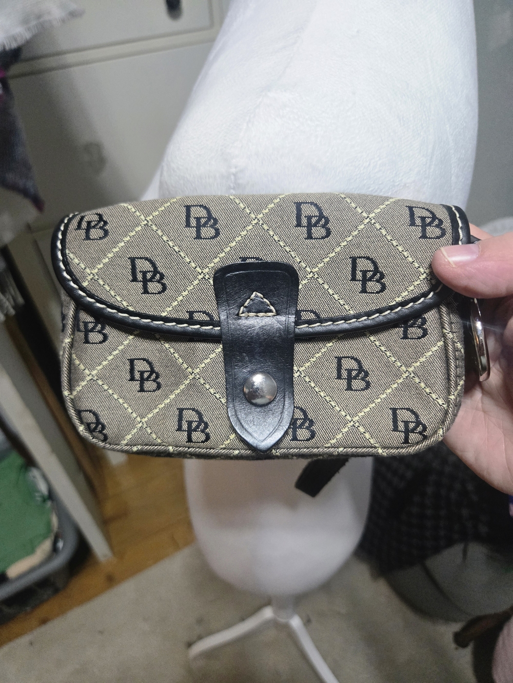 Vintage Dooney & Bourke Wristlet With Signature Fob